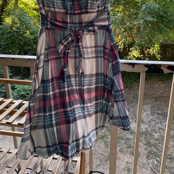 ⭐️Strapless Bubble-Hem, Tie Back Summer Dress, Plaid (American Rag) - Picture 9 of 11
